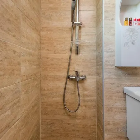 Sea Life Sinemorets Daire *