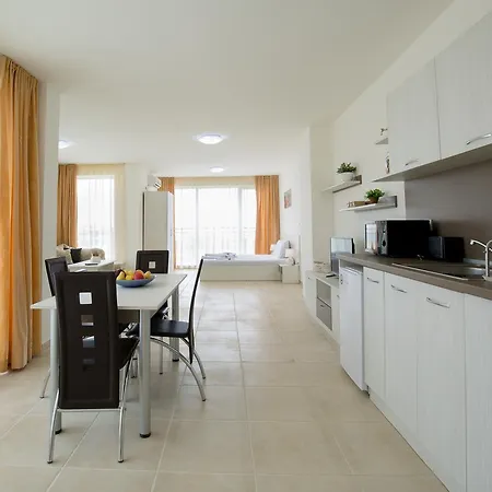 Sea Life Sinemorets Daire